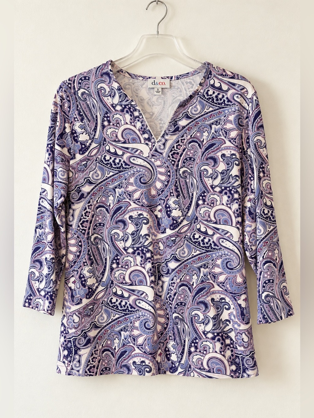 Purple Paisley V-Neck Top with Contrast Stitching Denim & Co. Boho NWOT M #2108